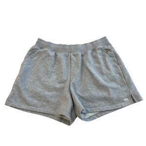 ALO Yoga Low Key Sweat Short Heather Grey Size L